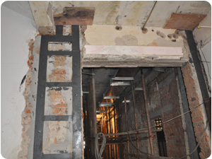 6.聚合物抹平打穿孔对接钢板